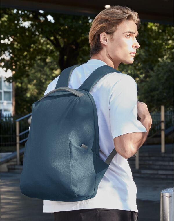 Quadra Project Recycled Security Backpack Lite Contains 100&#37; GRS certified polyester, by Control Union CU811033 (QD924)