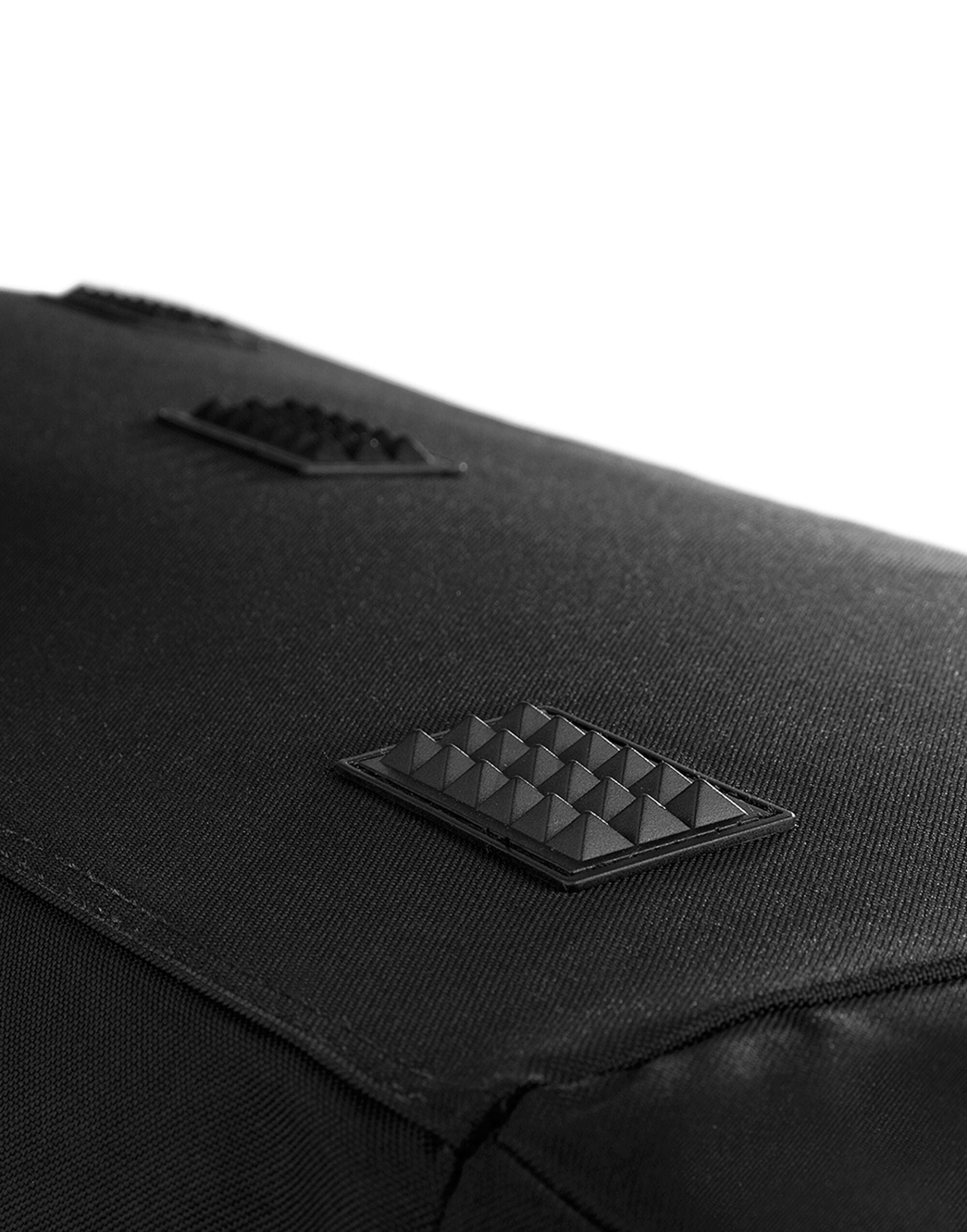 Quadra Teamwear Jumbo Kit Bag Detachable adjustable shoulder strap with pad (QS88)